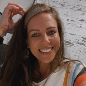 Meet your Posher, Kristen